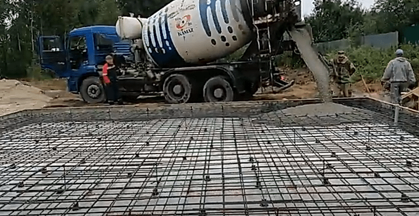 Заливка фундаментной плиты в Астане